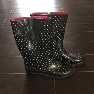 Polka dot rain boots